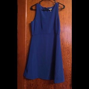 Royal Blue Dress says XS but fits like a 6